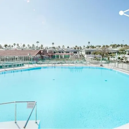 Con Piscina Maspalomas Semesterpark